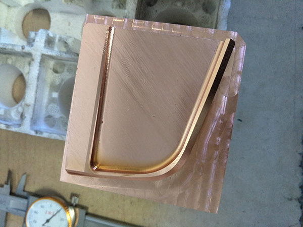 模具電(diàn)極4